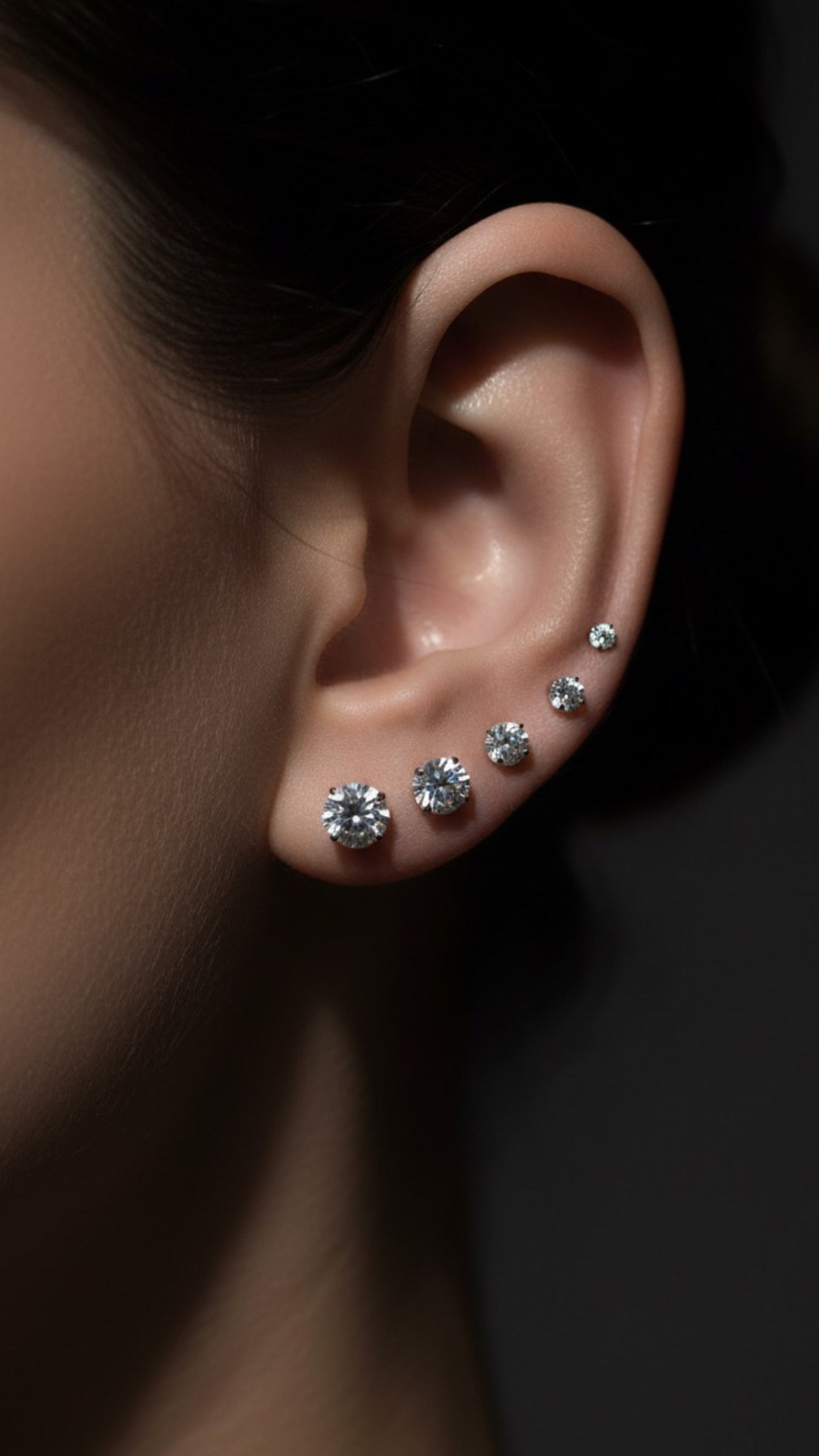 ORECCHINO PUNTO LUCE