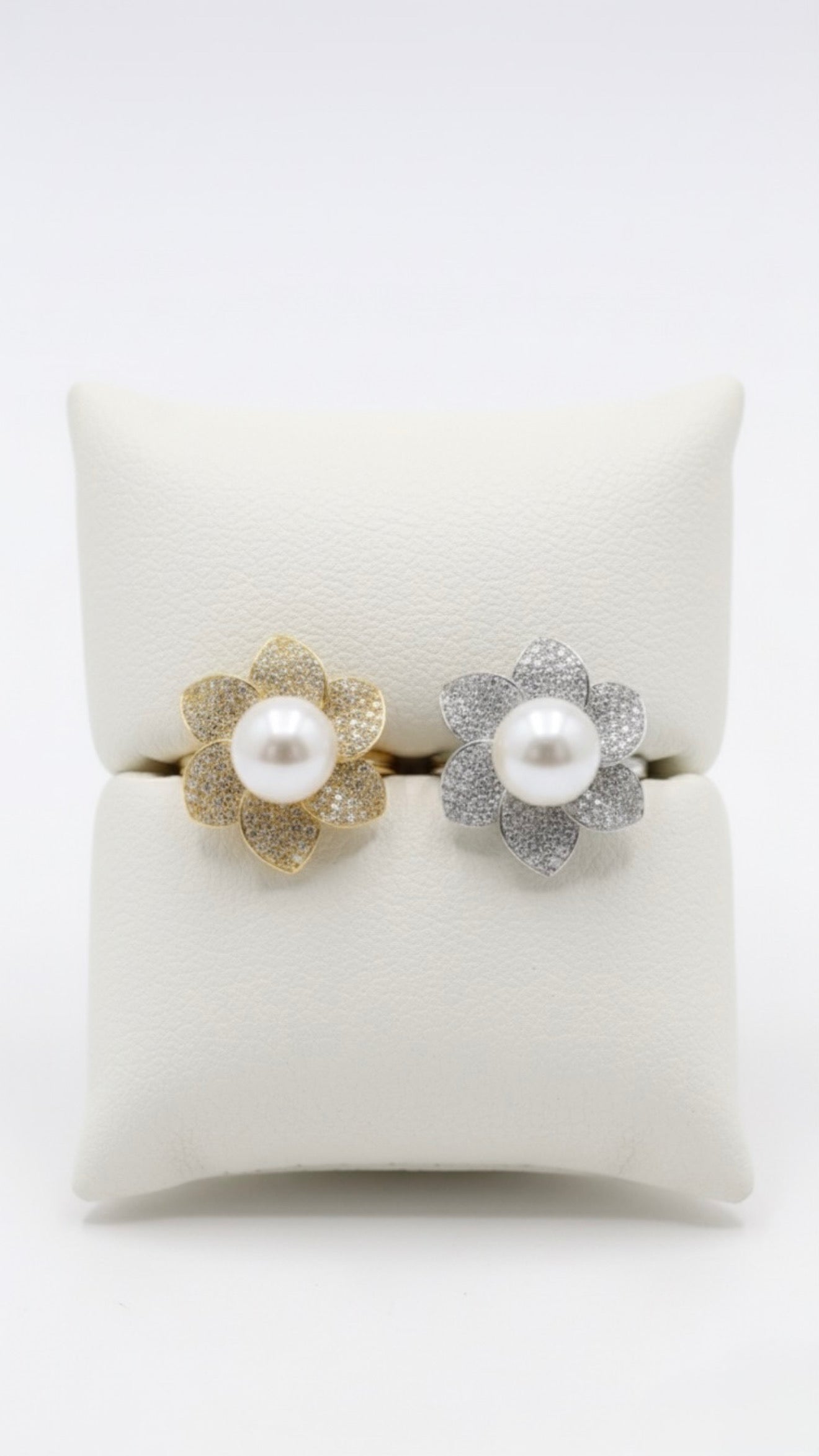 ANELLO PERLA FIORITA